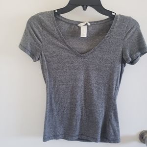 H&M Gray Tshirt